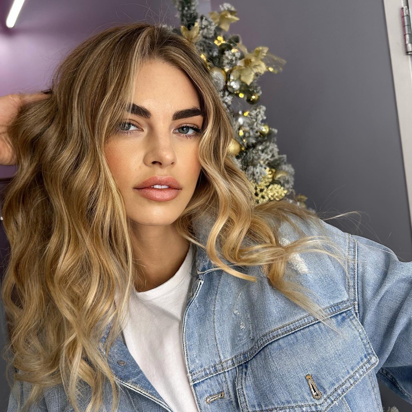 Status Hair client
