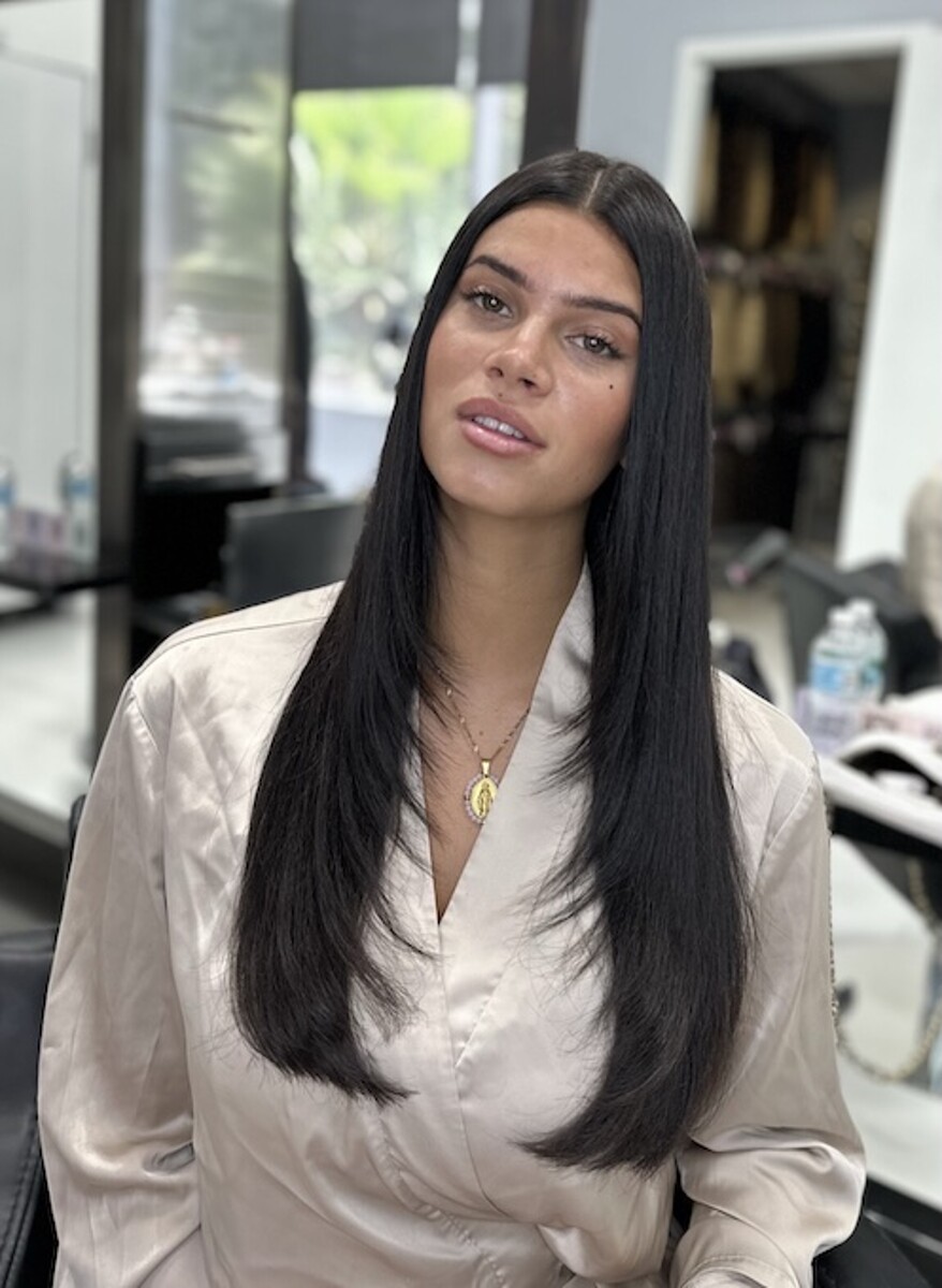 Status Hair client